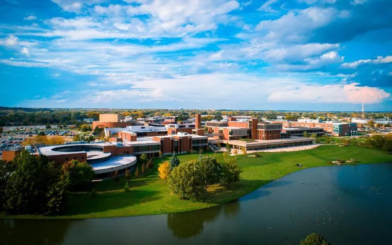 Aerial photo of Elgin Community College.