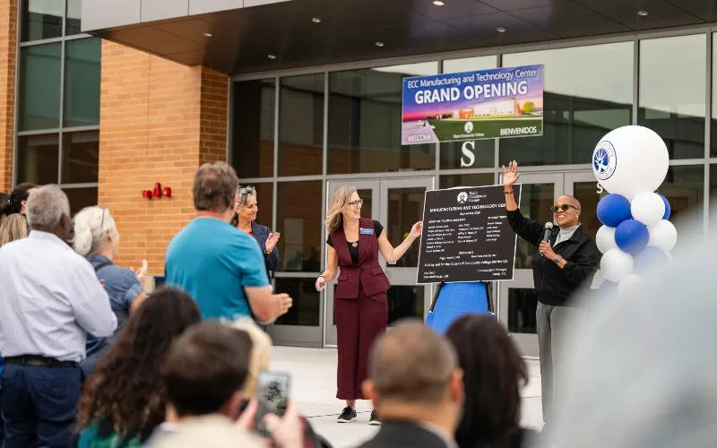 ECC's Board of Trustees President Jennifer Rakow, President Heinrich, and Dr. Cathy Taylor celebrate the grand opening of the new Manufacturing & Technology Center.