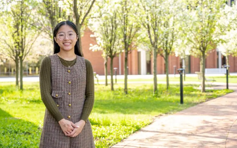 Jenna Manzano, Spring 2022 ECC Graduate
