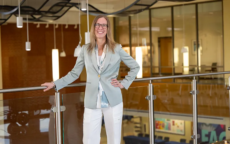 La Presidenta de ECC, Dra. Peggy Heinrich, sobre el Jobe Lounge